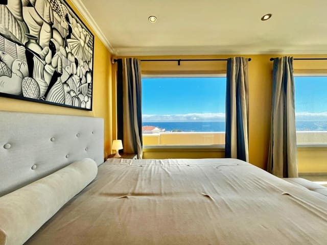 5 makuuhuone Huvila myytävänä paikassa Caleta de Fuste, Antigua mukana uima-altaan 
autotalli - 1 300 000 € (Ref: 9436741)