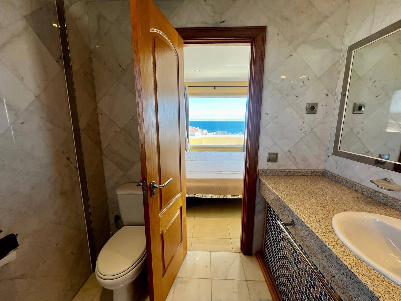 5 bedroom Villa for sale in Caleta de Fuste with pool garage - € 1,300,000 (Ref: 9436741)