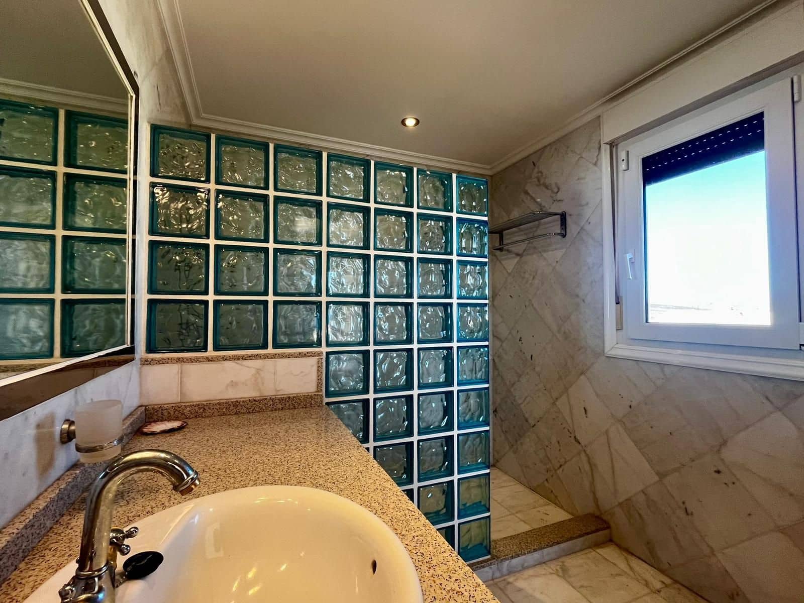 5 bedroom Villa for sale in Caleta de Fuste with pool garage - € 1,300,000 (Ref: 9436741)