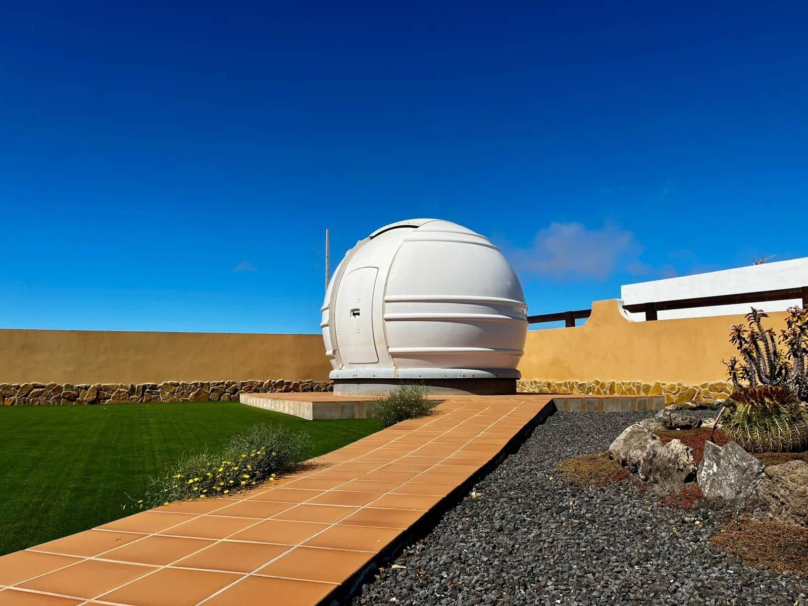 5 bedroom Villa for sale in Caleta de Fuste with pool garage - € 1,300,000 (Ref: 9436741)