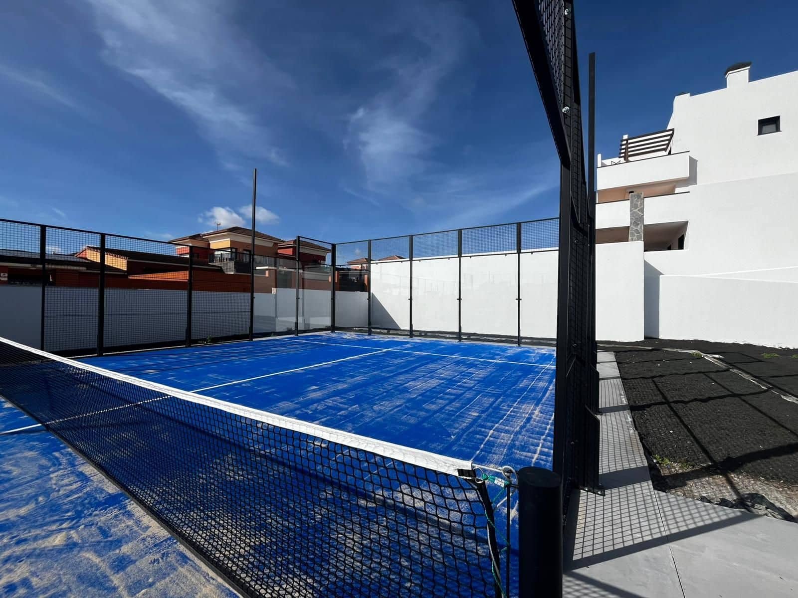 2 sovrum Lägenhet till salu i Corralejo med pool garage - 245 000 € (Ref: 9468146)