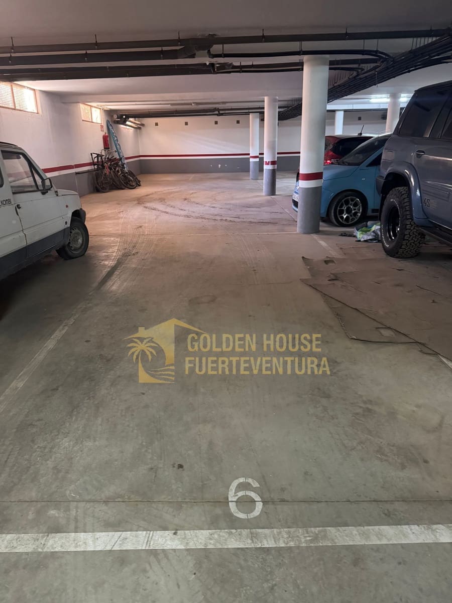 2 bedroom Apartment for sale in El Cotillo with pool garage - € 320,000 (Ref: 9496883)