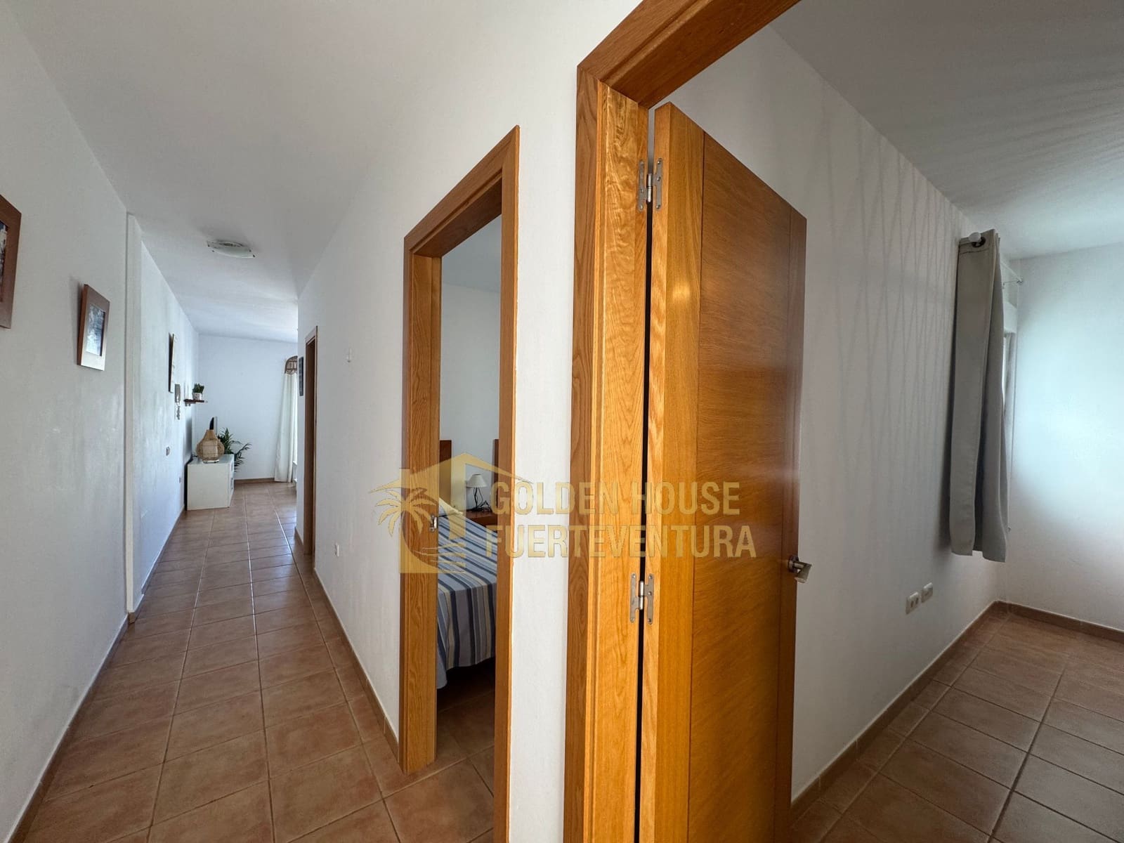 2 bedroom Apartment for sale in El Cotillo with pool garage - € 320,000 (Ref: 9496883)