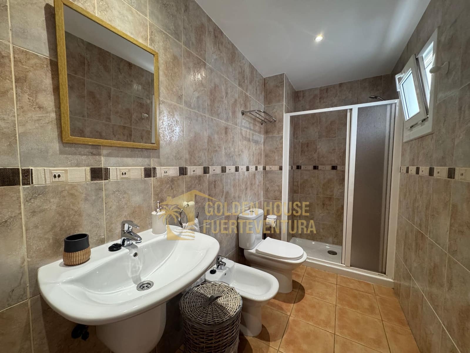 2 bedroom Apartment for sale in El Cotillo with pool garage - € 320,000 (Ref: 9496883)