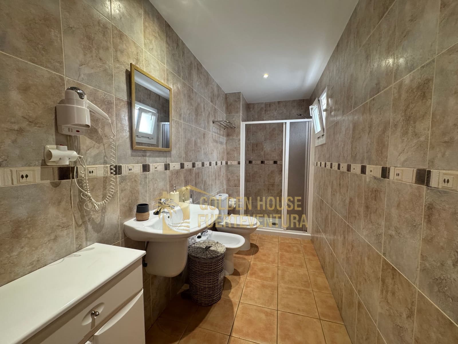 2 bedroom Apartment for sale in El Cotillo with pool garage - € 320,000 (Ref: 9496883)