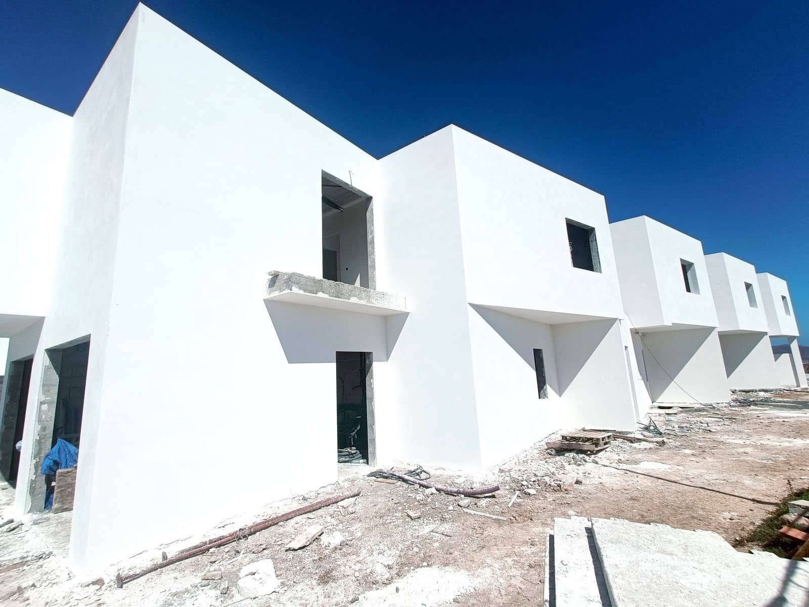 2 soverom Villa til salgs i Villaverde med svømmebasseng - € 454 000 (Ref: 9535534)