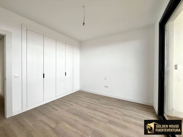 2 soverom Leilighet til salgs i Caleta de Fuste, Antigua med svømmebasseng garasje - € 315 000 (Ref: 9564355)