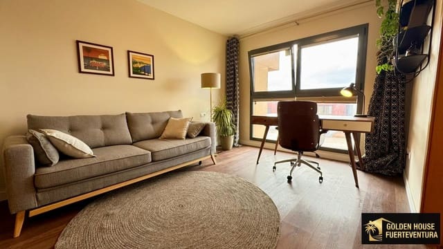 3 slaapkamer Huis te koop in Caleta de Fuste, Antigua met zwembad garage - € 300.000 (Ref: 9598722)