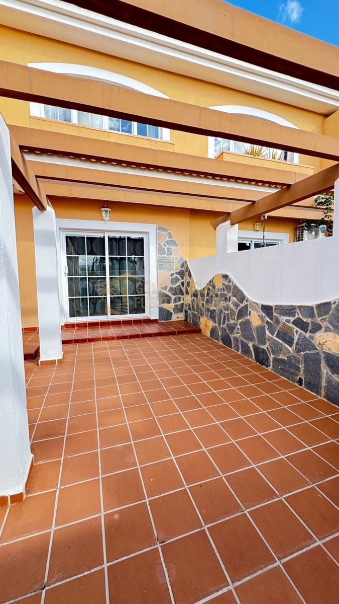 2 Zimmer Apartment zu verkaufen in Caleta de Fuste mit Pool Garage - 285.000 € (Ref: 9655689)