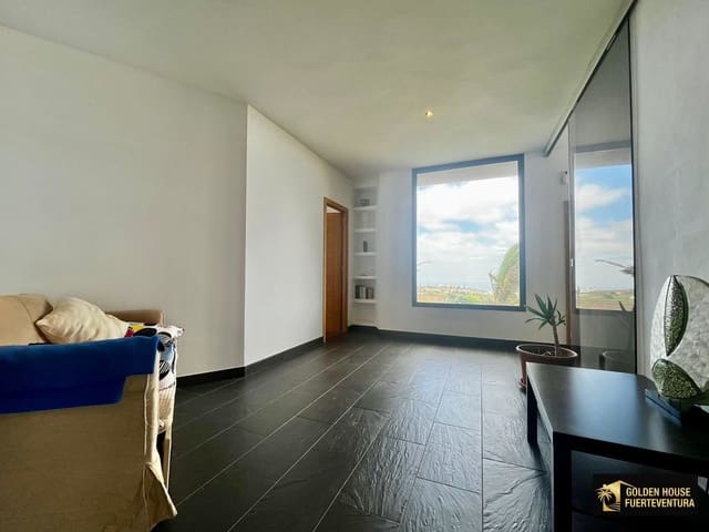 6 soveværelse Villa til salg i Puerto del Rosario med swimmingpool garage - € 710.000 (Ref: 9747571)