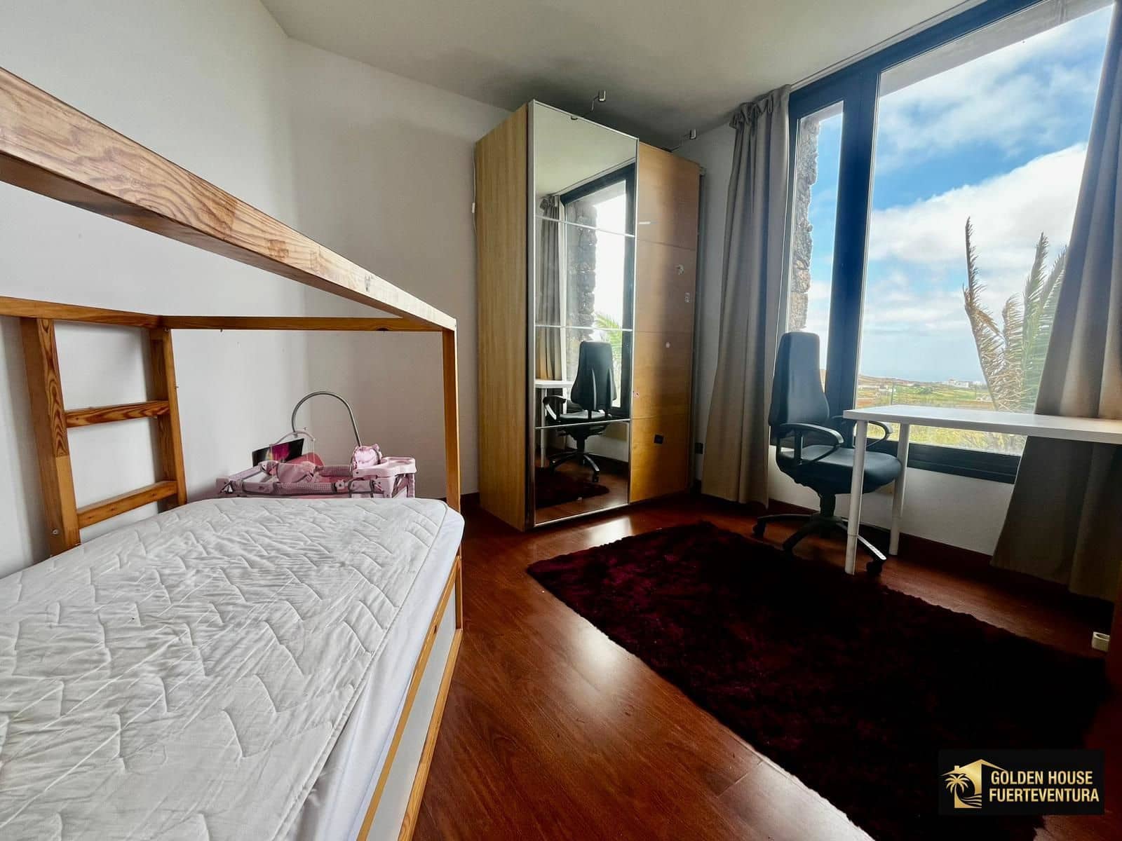 6 bedroom Villa for sale in Puerto del Rosario with pool garage - € 710,000 (Ref: 9747571)