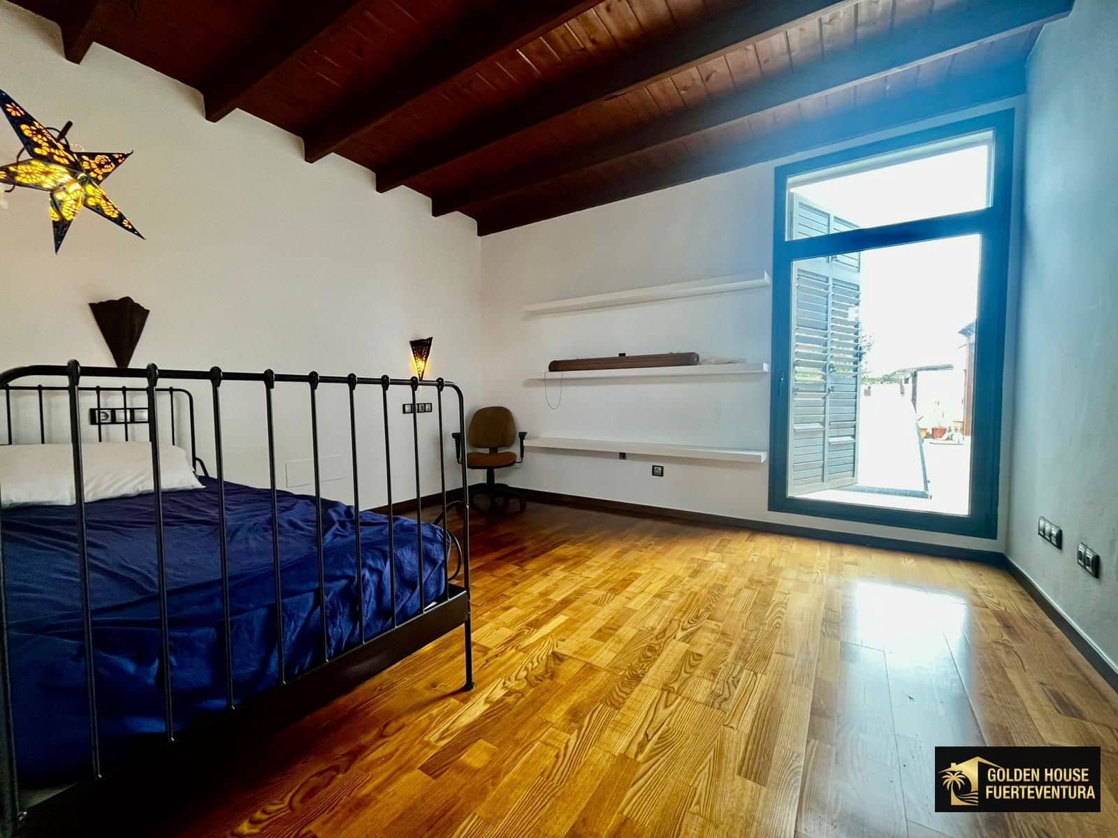 6 bedroom Villa for sale in Puerto del Rosario with pool garage - € 710,000 (Ref: 9747571)