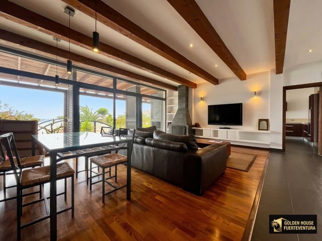 6 soveværelse Villa til salg i Puerto del Rosario med swimmingpool garage - € 710.000 (Ref: 9747571)