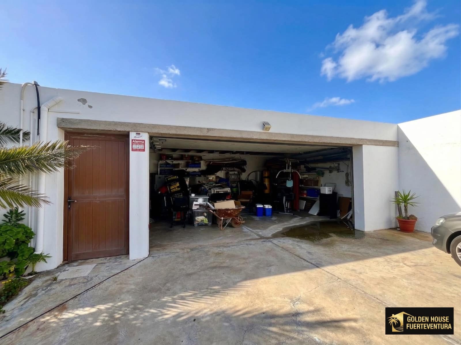 6 bedroom Villa for sale in Puerto del Rosario with pool garage - € 710,000 (Ref: 9747571)