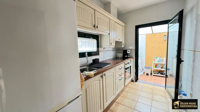1 soveværelse Villa til salg i Corralejo, La Oliva med garage - € 240.000 (Ref: 9751616)