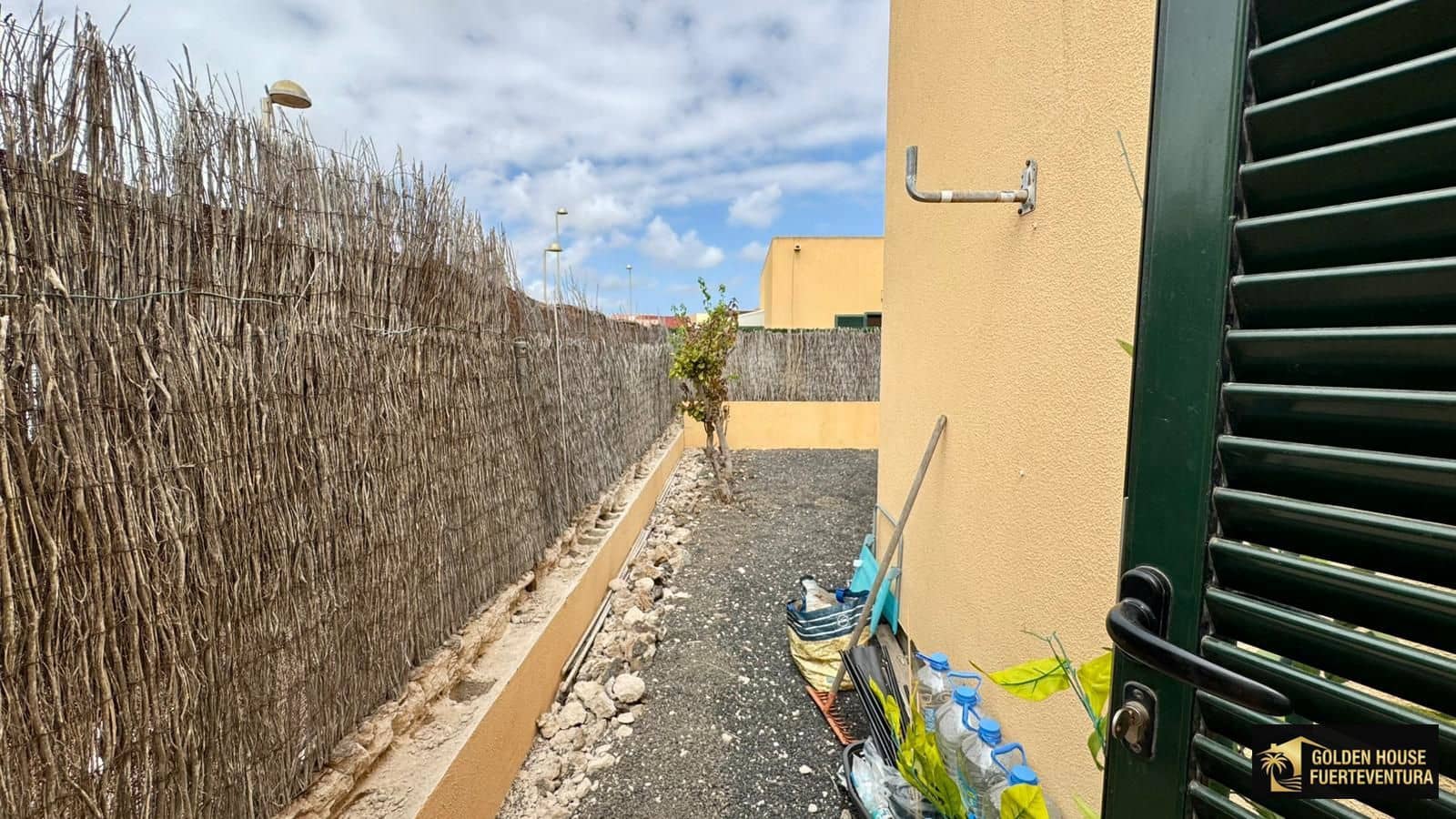 1 soveværelse Villa til salg i Corralejo med garage - € 240.000 (Ref: 9751616)