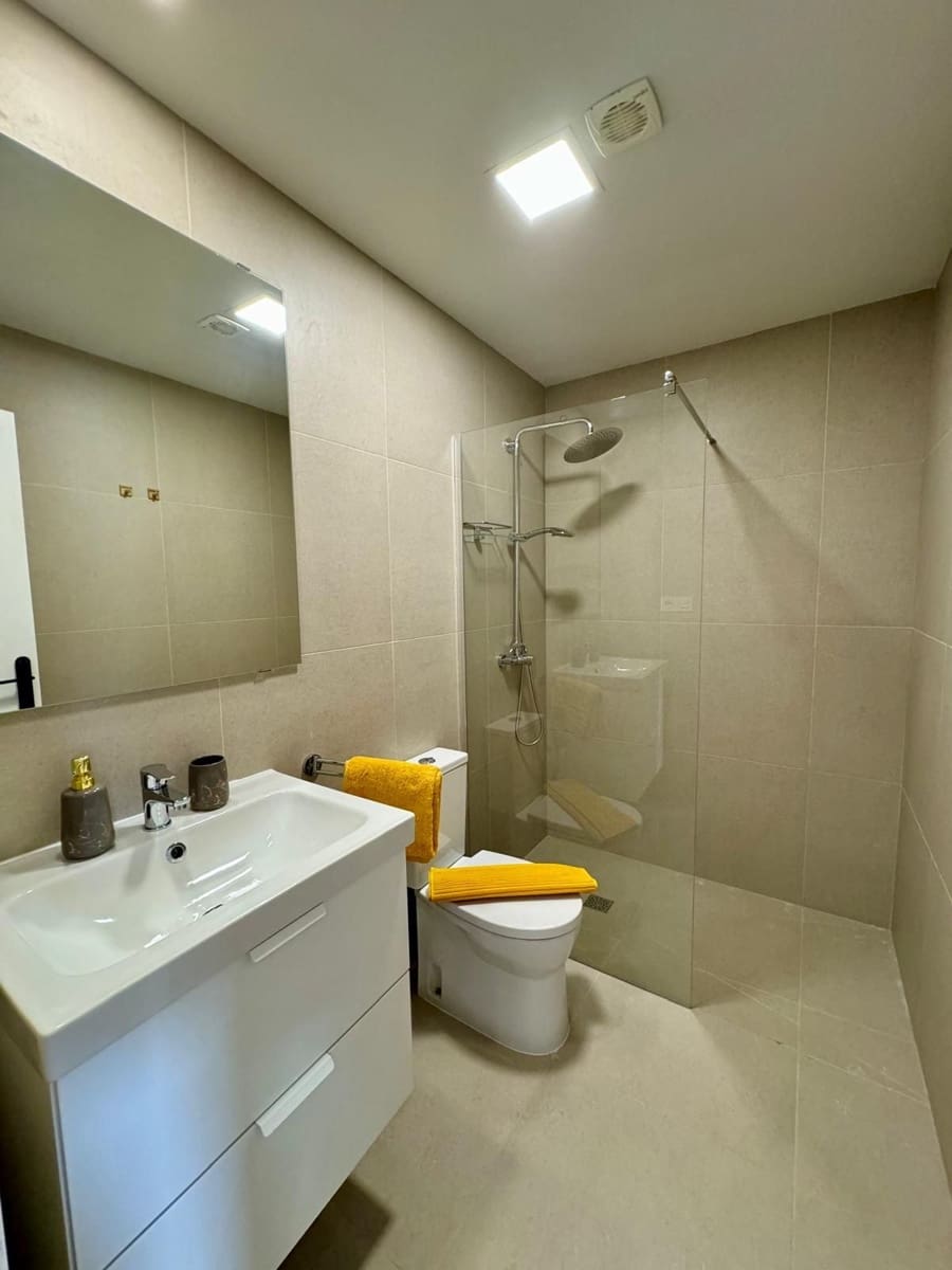 Studio til leje i Corralejo med swimmingpool - € 1.400 (Ref: 9755347)