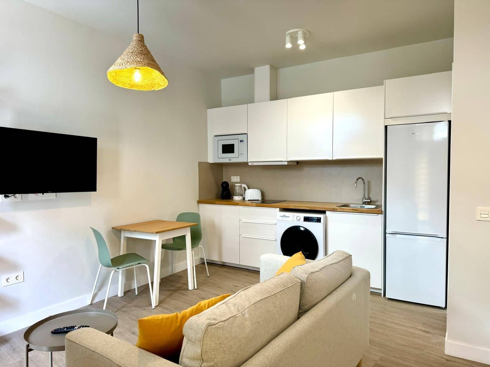 Studio til leje i Corralejo med swimmingpool - € 1.400 (Ref: 9755347)