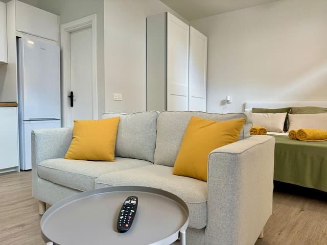 Studio til leje i Corralejo, La Oliva med swimmingpool - € 1.400 (Ref: 9755347)