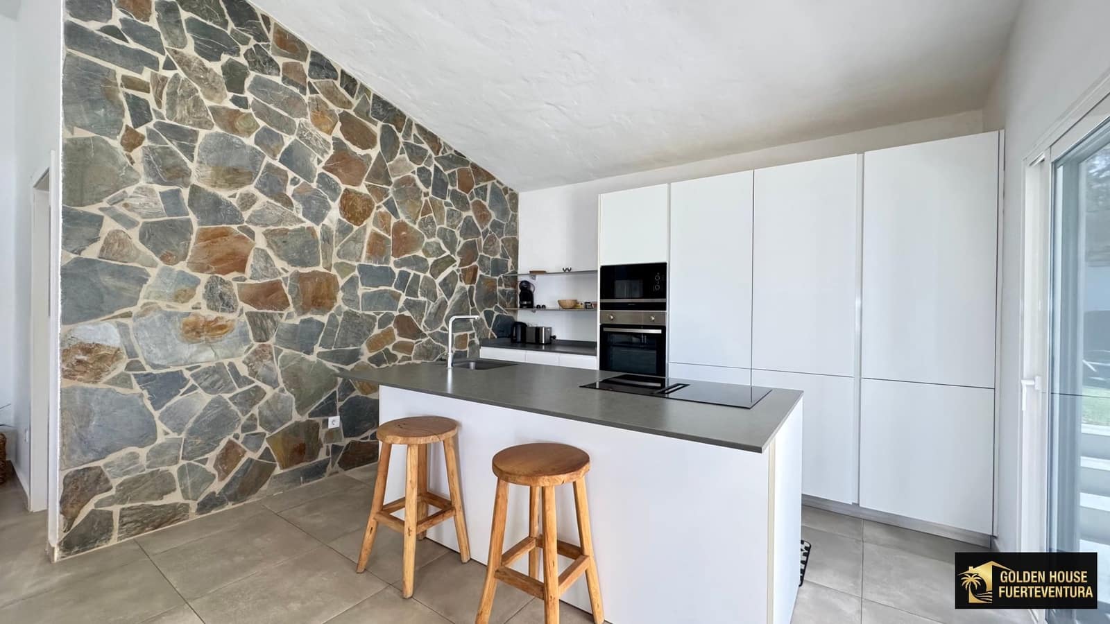 3 sypialnia Willa na sprzedaż w Pajara - 550 000 € (Ref: 9800352)