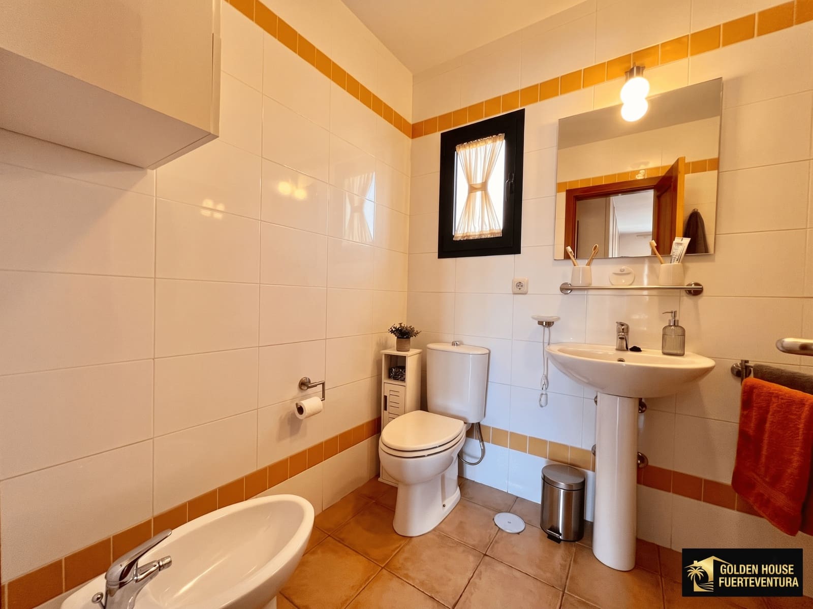 3 bedroom Villa for sale in Corralejo with pool garage - € 540,000 (Ref: 9833268)