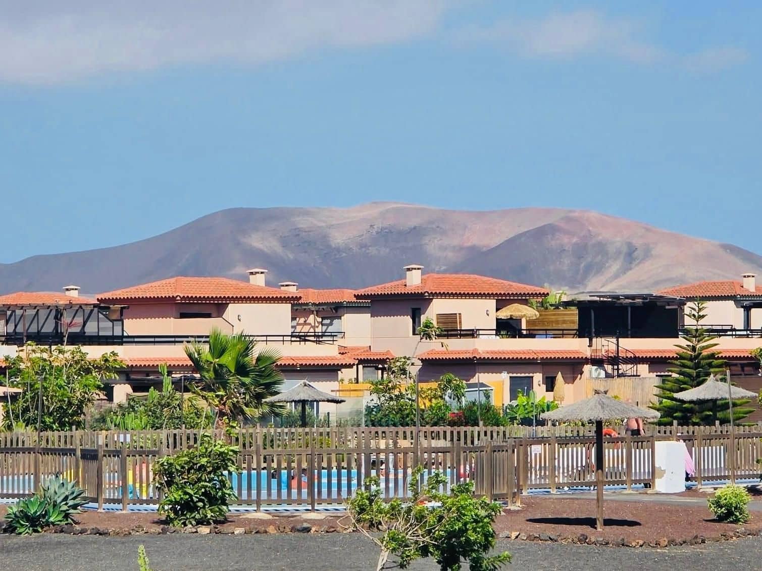 2 bedroom Villa for sale in Lajares with pool - € 220,000 (Ref: 9835200)