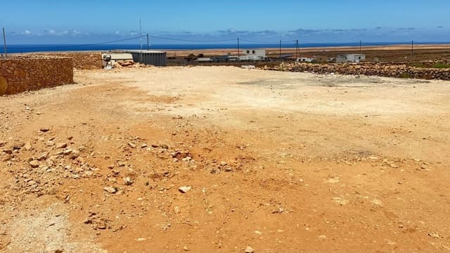 Terreno/Finca Rústica en Tindaya, La Oliva en venta - 135.000 € (Ref: 9842132)