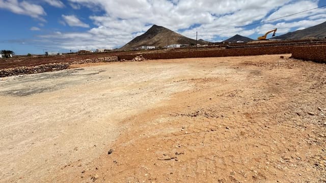 Terreno/Finca Rústica en Tindaya, La Oliva en venta - 135.000 € (Ref: 9842132)