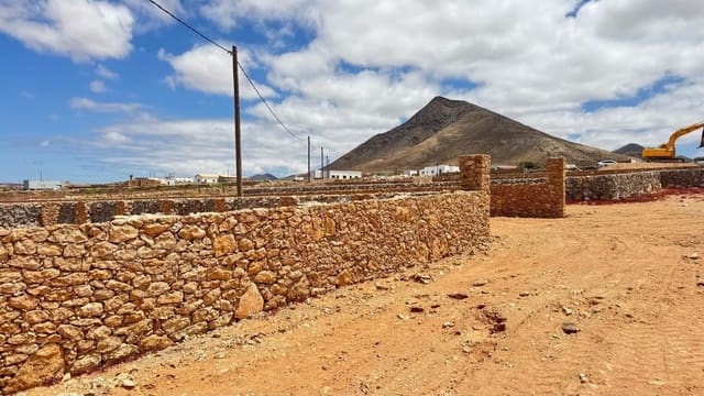 Terreno/Finca Rústica en Tindaya, La Oliva en venta - 135.000 € (Ref: 9842132)