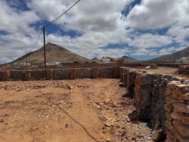 Terreno/Finca Rústica en Tindaya, La Oliva en venta - 115.000 € (Ref: 9842133)