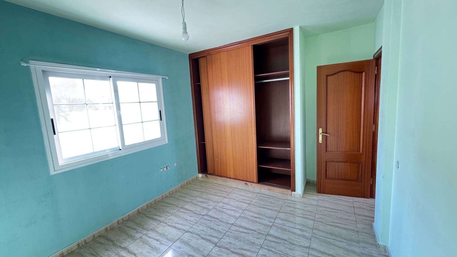 3 bedroom Villa for sale in Puerto del Rosario with garage - € 350,000 (Ref: 9849006)