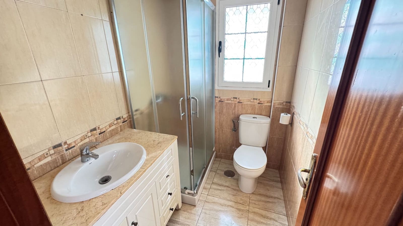 3 bedroom Villa for sale in Puerto del Rosario with garage - € 350,000 (Ref: 9849006)