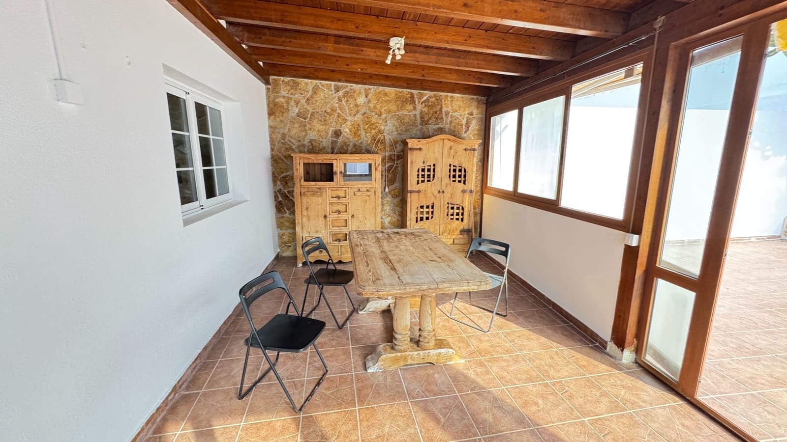 3 bedroom Villa for sale in Puerto del Rosario with garage - € 350,000 (Ref: 9849006)