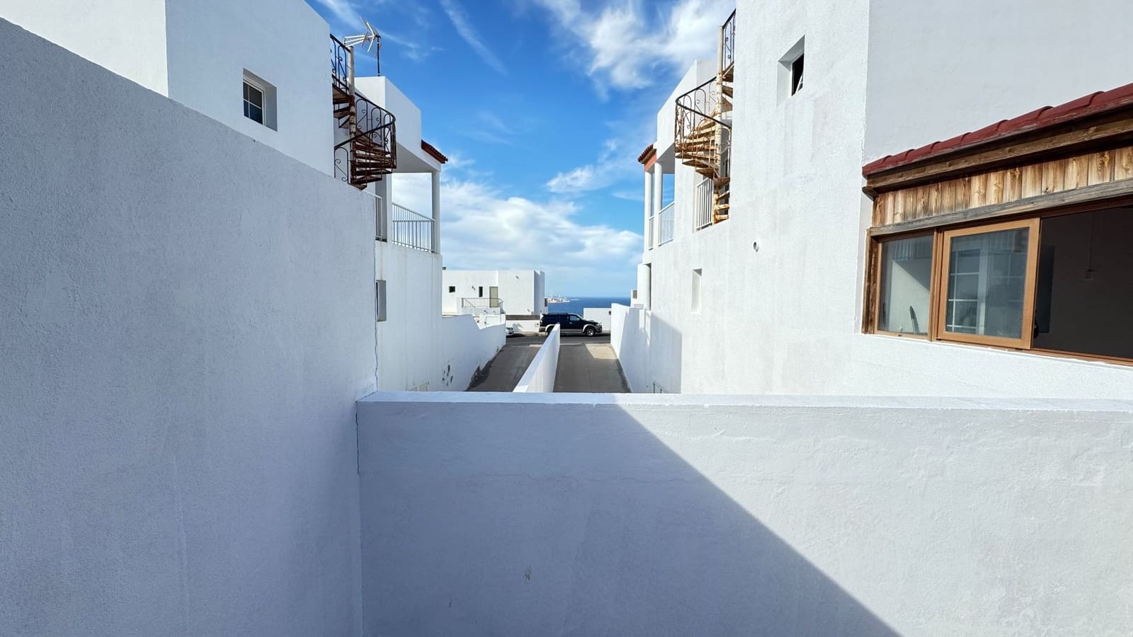 3 bedroom Villa for sale in Puerto del Rosario with garage - € 350,000 (Ref: 9849006)
