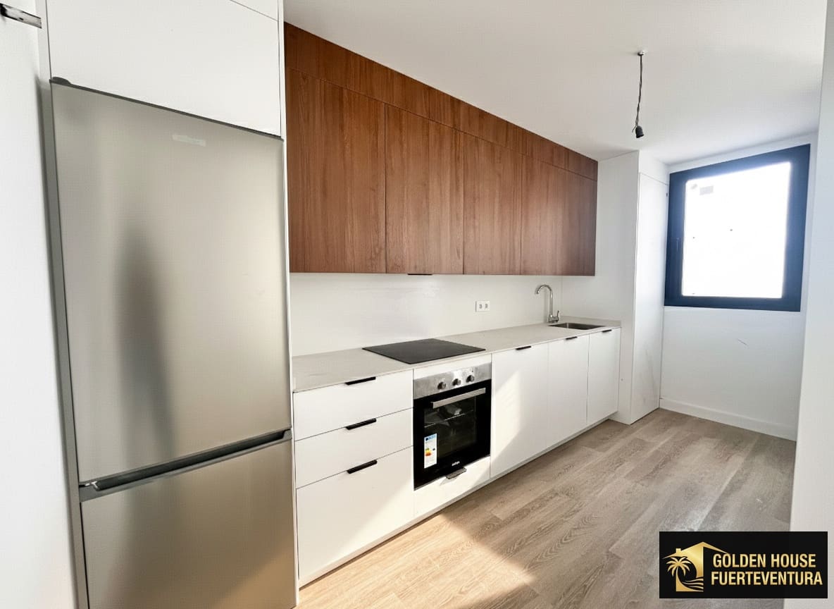 3 bedroom Apartment for sale in Caleta de Fuste with pool garage - € 310,000 (Ref: 9851325)