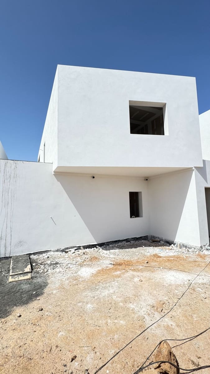3 bedroom Villa for sale in Villaverde with pool - € 609,000 (Ref: 9851328)