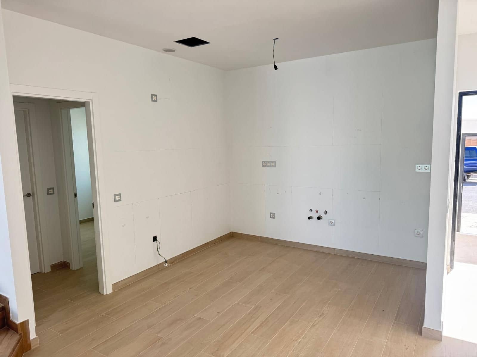 3 makuuhuone Huvila myytävänä paikassa Villaverde mukana uima-altaan - 609 000 € (Ref: 9851328)