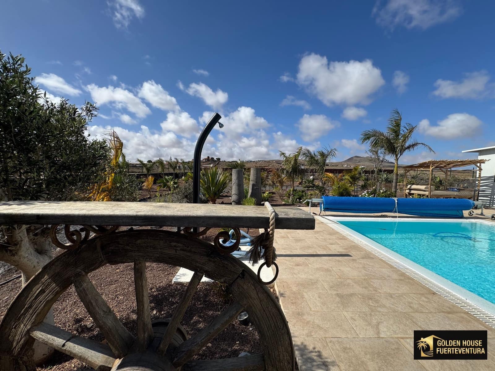 3 bedroom Villa for sale in Villaverde with pool garage - € 1,100,000 (Ref: 9851329)