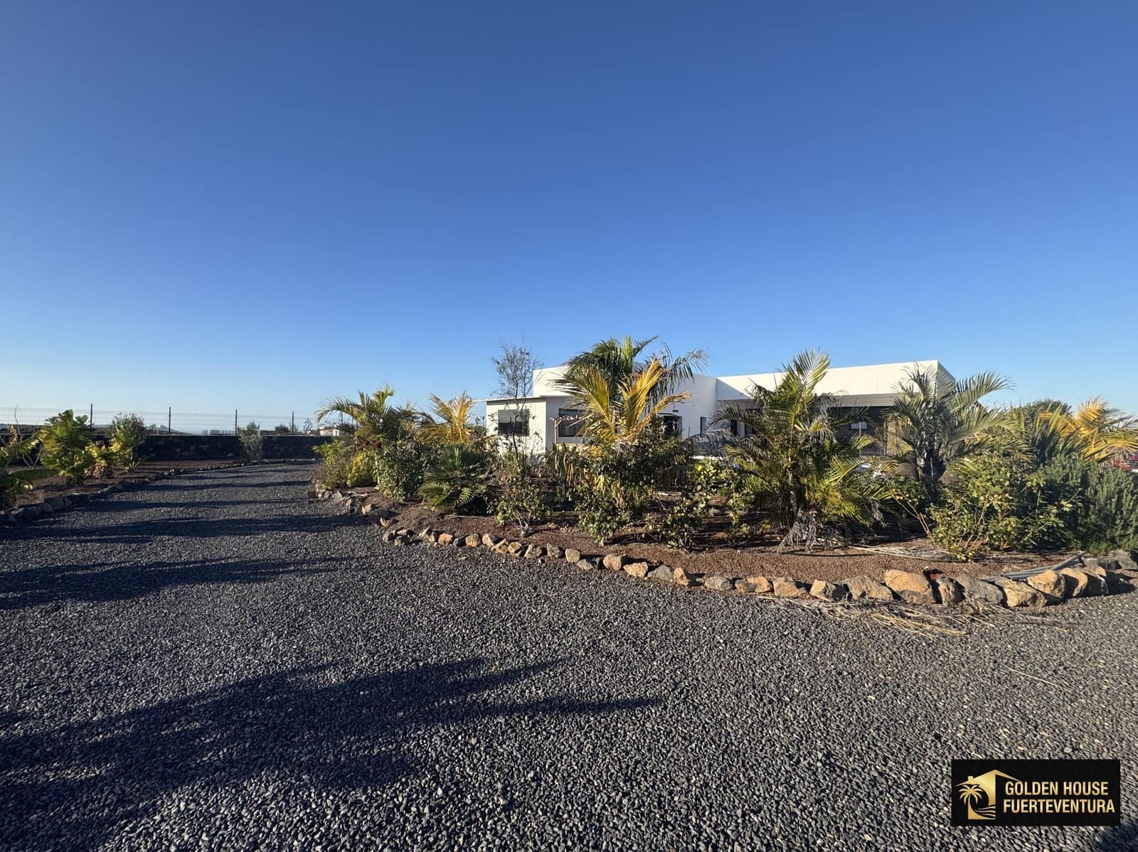 3 bedroom Villa for sale in Villaverde with pool garage - € 1,100,000 (Ref: 9851329)