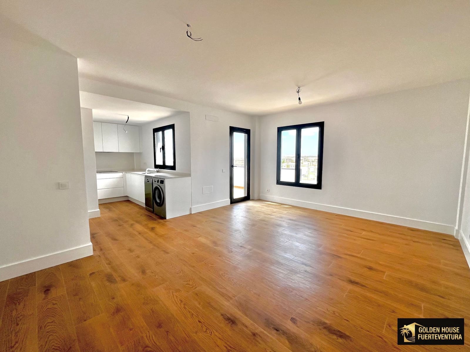 2 camera da letto Attico in vendita in Corralejo con piscina garage - 405.000 € (Rif: 9854928)