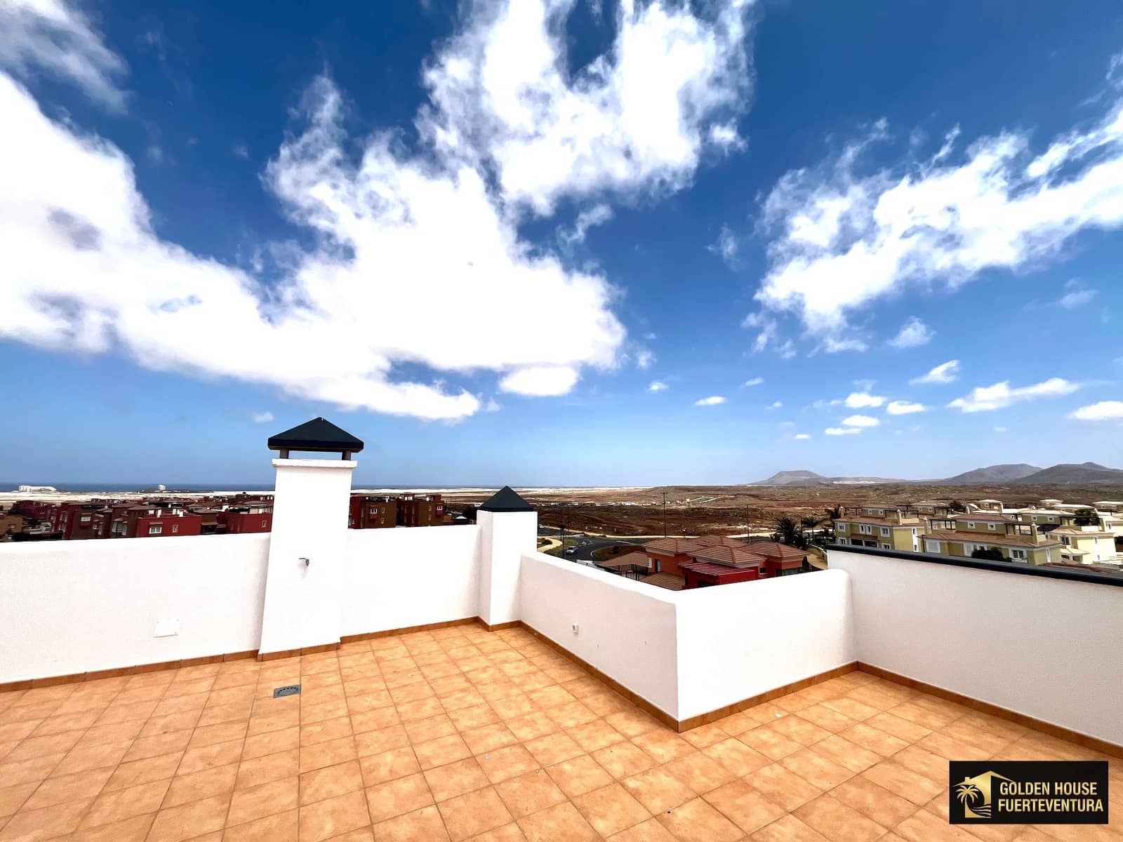 2 camera da letto Attico in vendita in Corralejo con piscina garage - 405.000 € (Rif: 9854928)