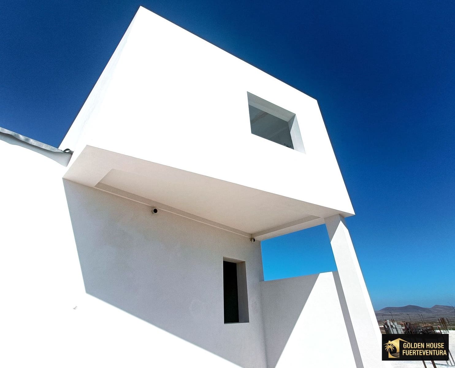 2 bedroom Villa for sale in Villaverde with pool garage - € 454,000 (Ref: 9868175)