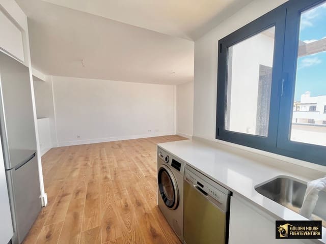 2 soveværelse Lejlighed til salg i Corralejo, La Oliva med swimmingpool garage - € 279.000 (Ref: 9868176)