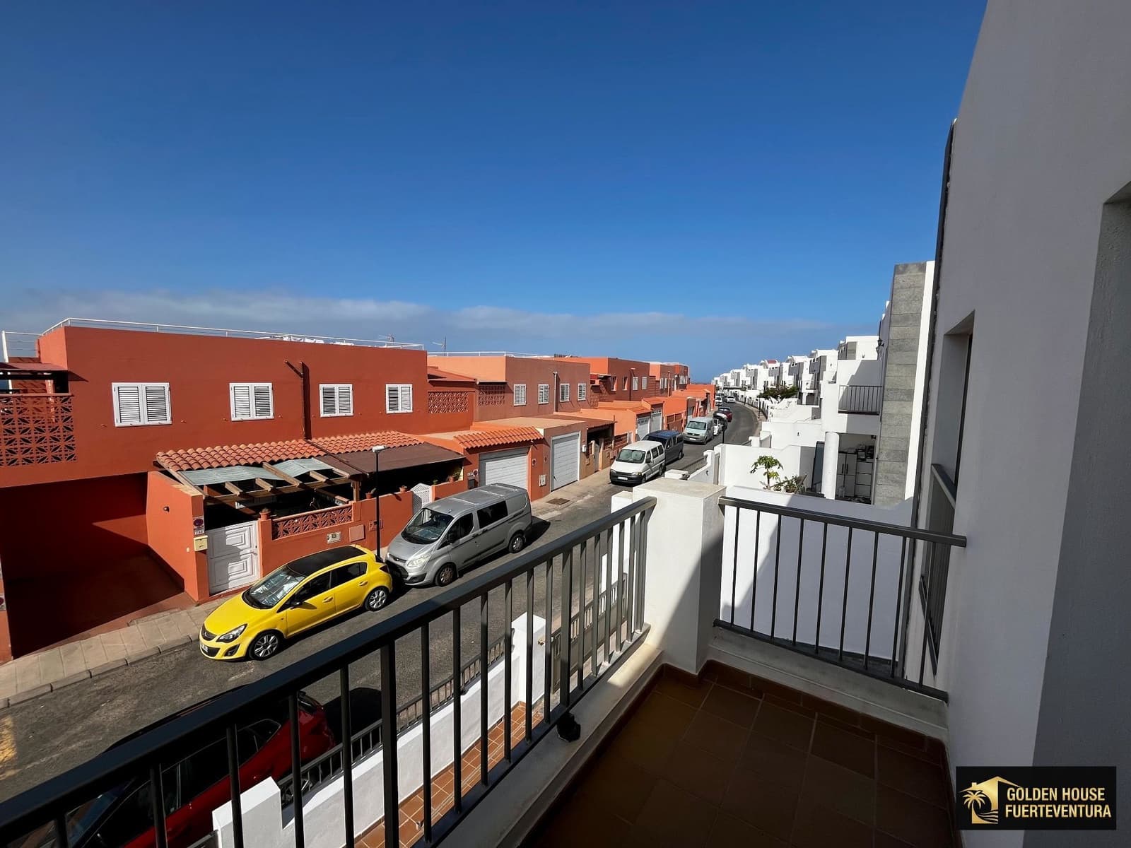 3 bedroom Villa for sale in Puerto del Rosario with garage - € 315,000 (Ref: 9877897)