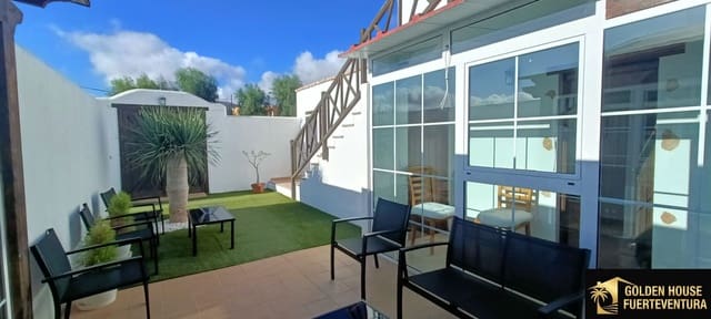 3 chambre Villa/Maison à vendre à Tuineje avec piscine - 450 000 € (Ref: 9877898)
