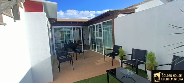 3 chambre Villa/Maison à vendre à Tuineje avec piscine - 450 000 € (Ref: 9877898)