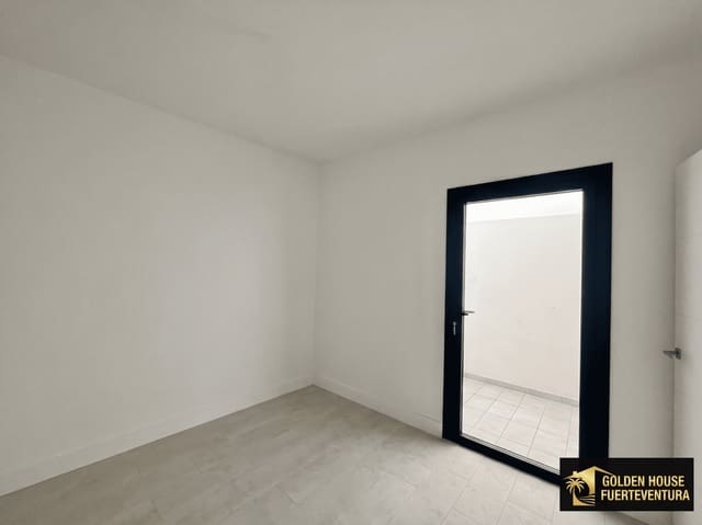1 quarto Apartamento para venda em Puerto del Rosario - 185 000 € (Ref: 9926768)
