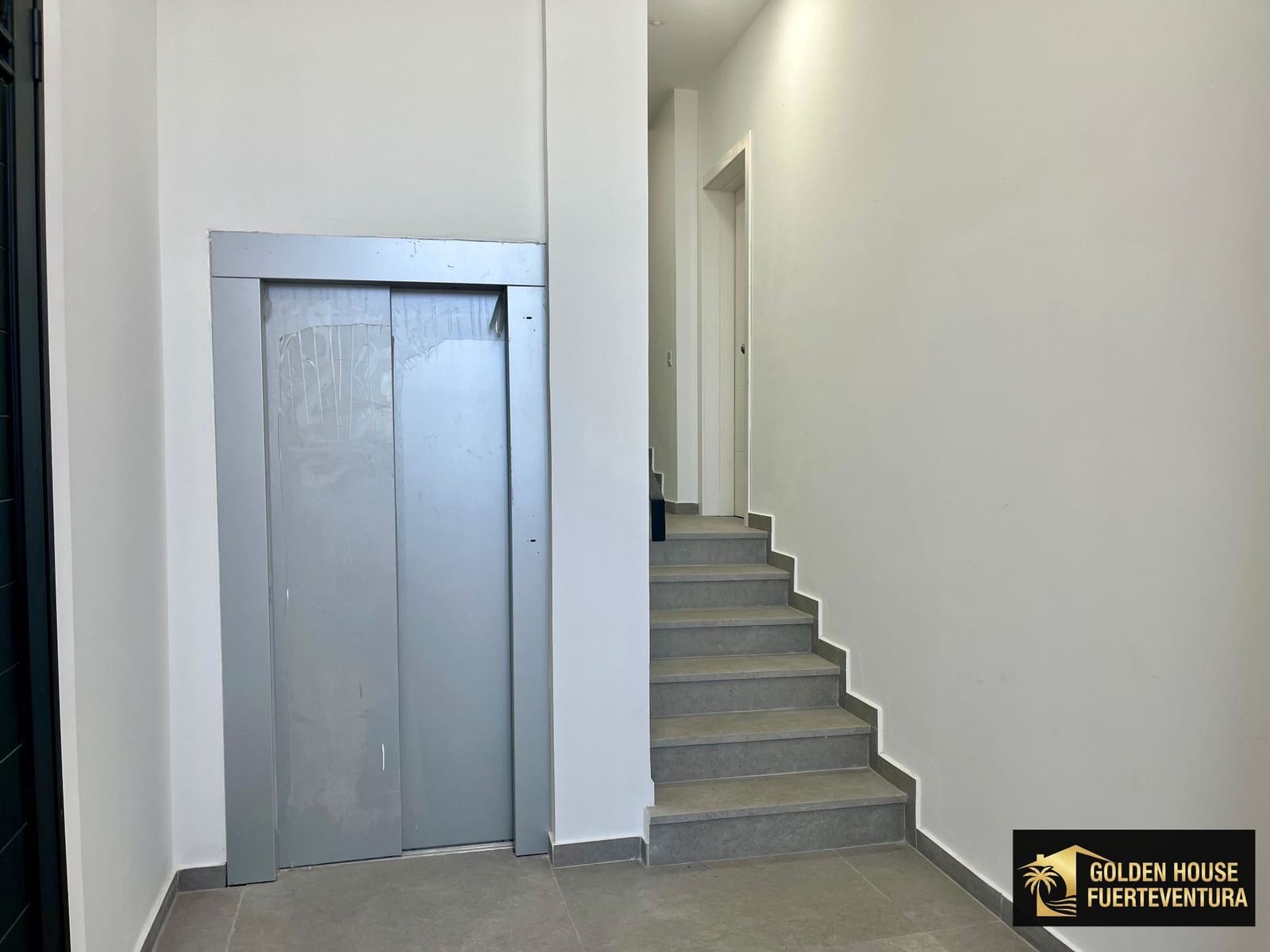 1 quarto Apartamento para venda em Puerto del Rosario - 185 000 € (Ref: 9926768)