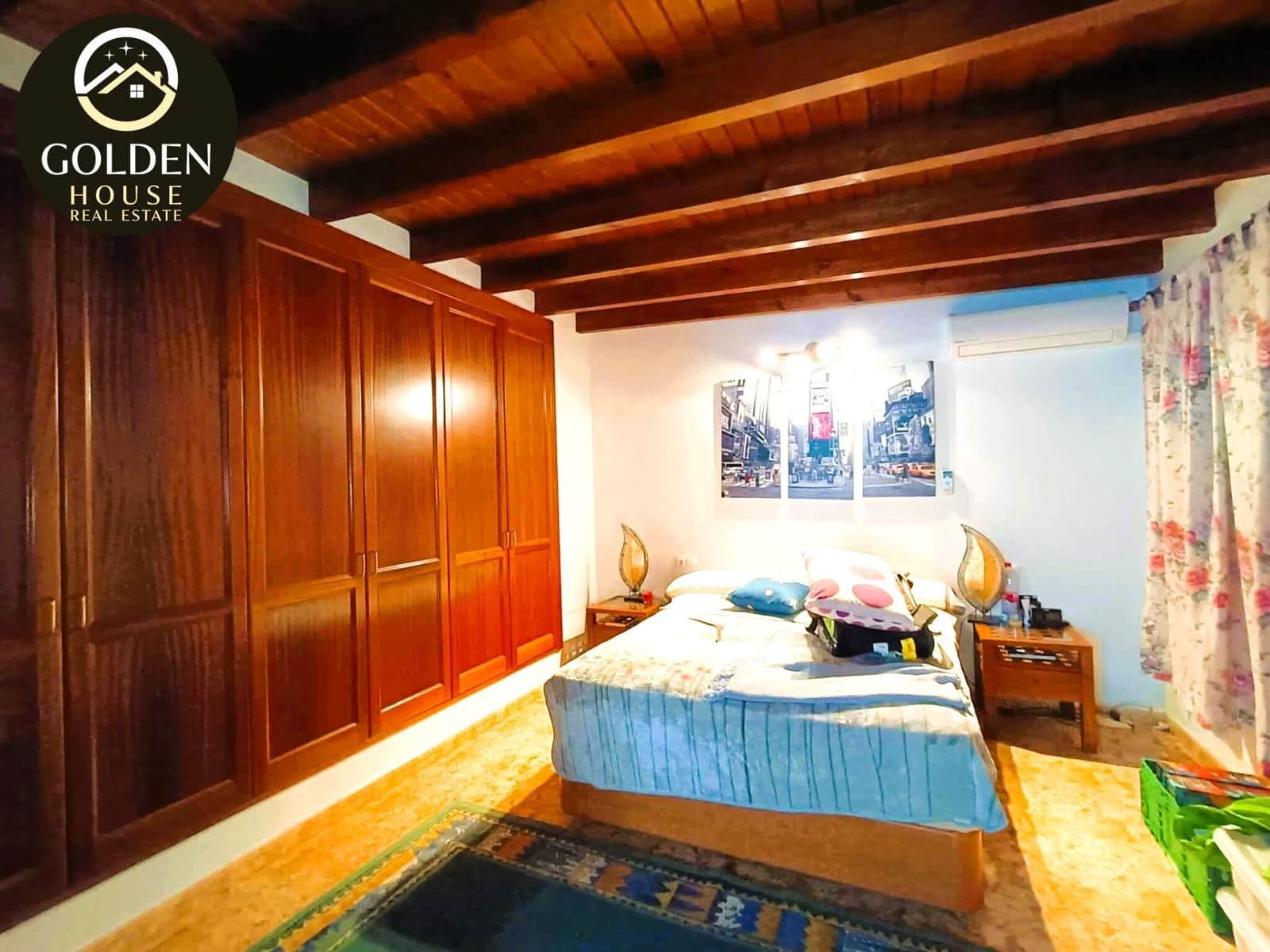 3 soveværelse Villa til salg i Parque Holandes med swimmingpool garage - € 740.000 (Ref: 9943893)