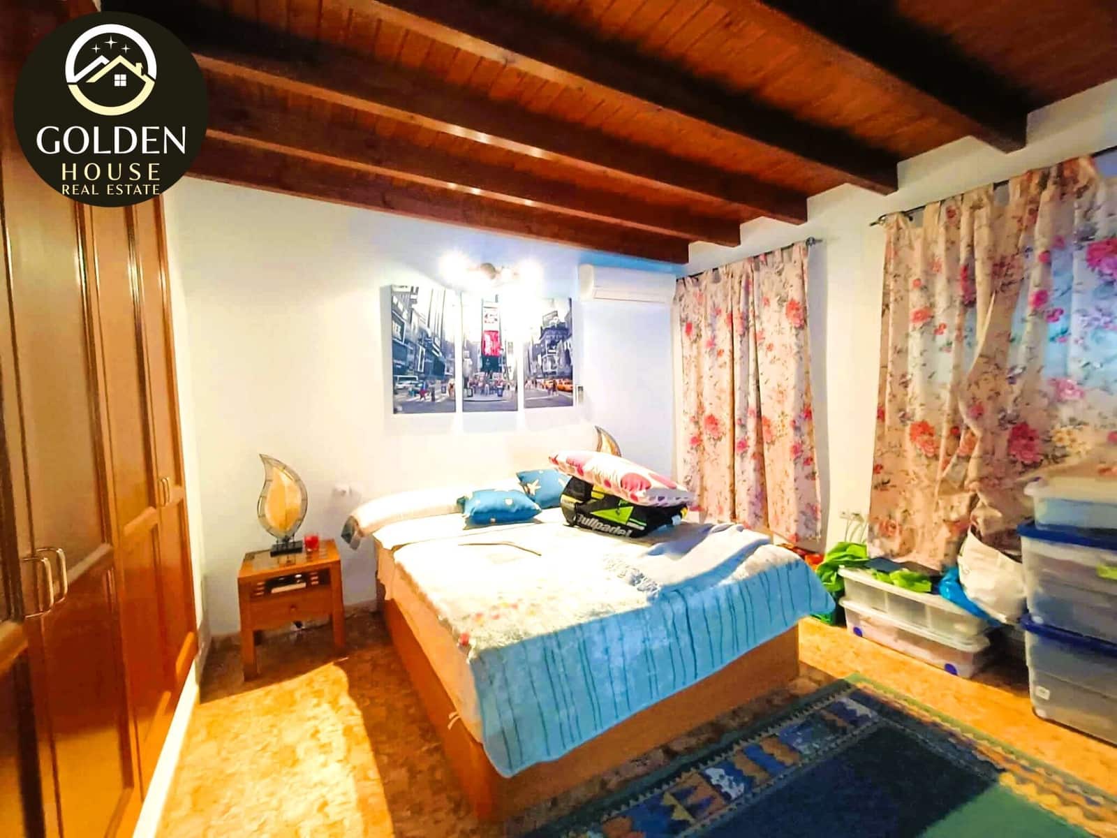 3 soveværelse Villa til salg i Parque Holandes med swimmingpool garage - € 740.000 (Ref: 9943893)